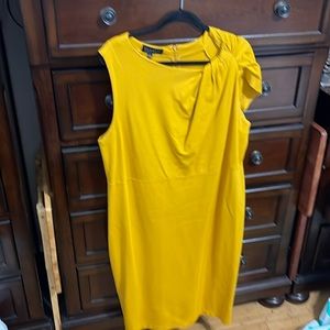 ELOQUII Twisted Shoulder Sheath Dress Size 22, Color: Fresia/Mustard Yellow